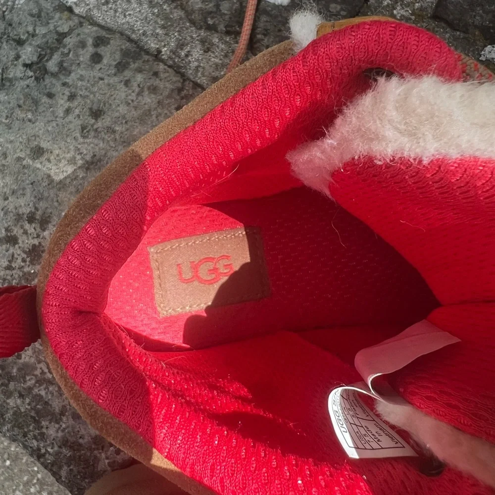 UGG Highland Hi Heritage Suede Boots - Picture 10 of 10